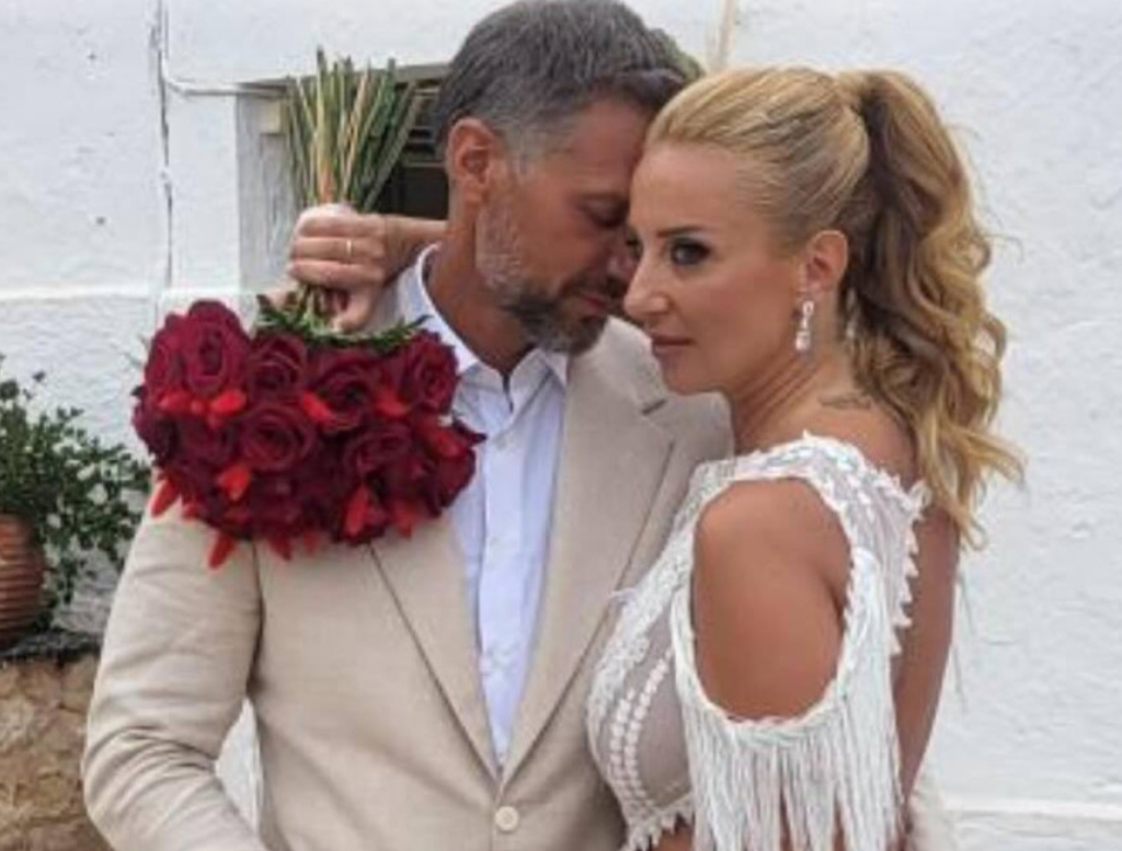 Αλέξανδρος Παρθένης: Ο παραμυθένιος γάμος του στη Μονεμβασιά με την Βιβή Κωστοπούλου 